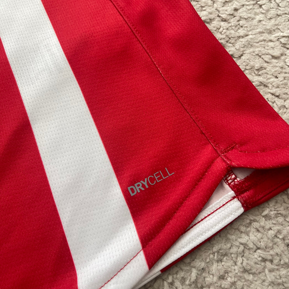 Chivas 2025/26 home x Armando 'Hormiga' González #34 (L) *BRAND NEW WITHOUT TAGS