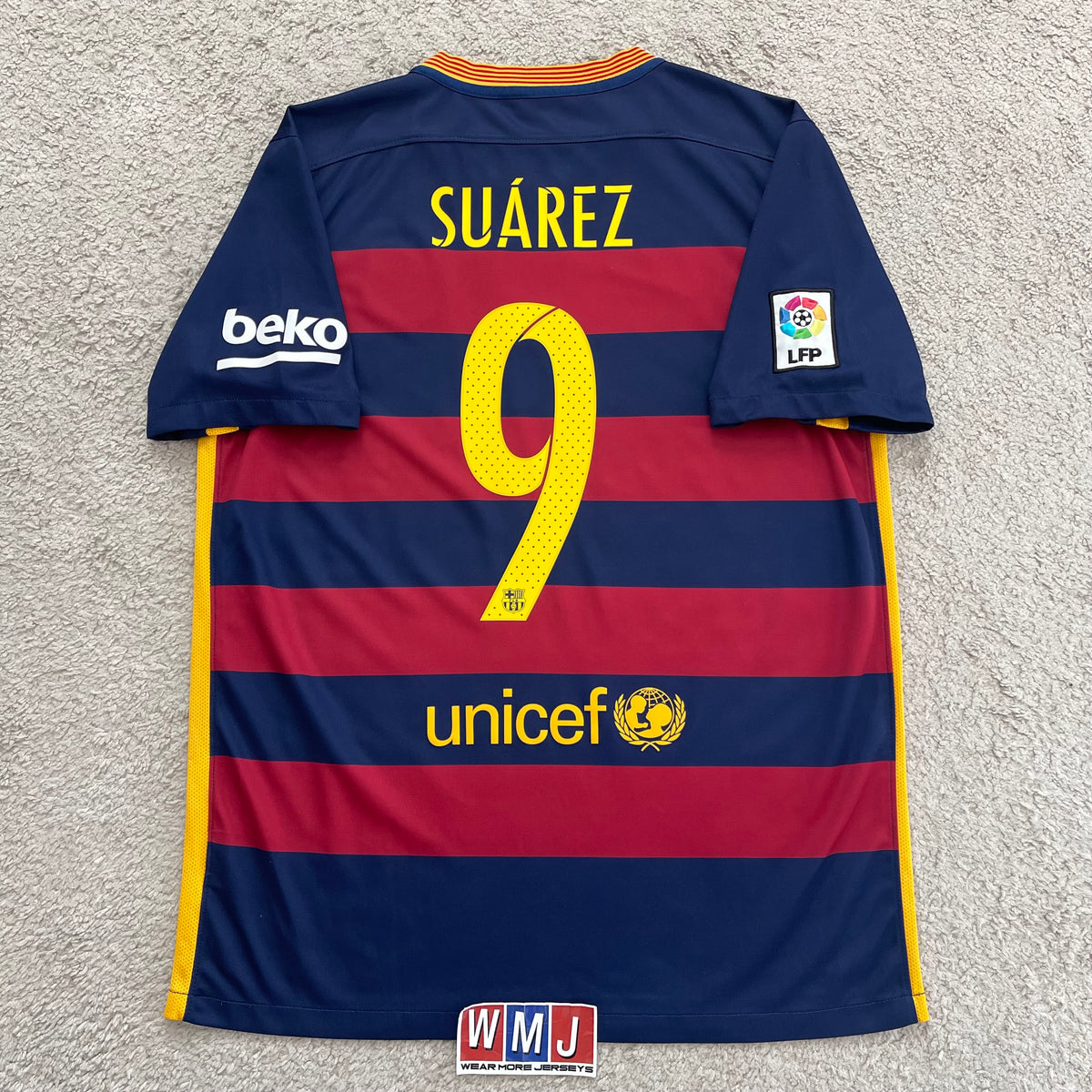 Barcelona 2015/16 home x Luis Suarez #9 (L)